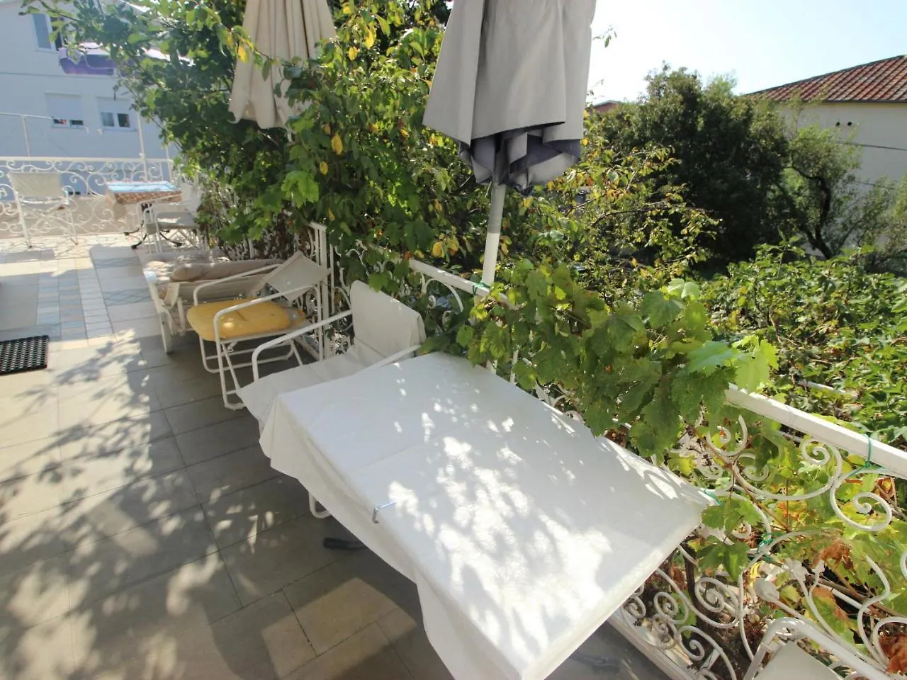 Simplistic Apartment In Starigrad Near Sea Croatia